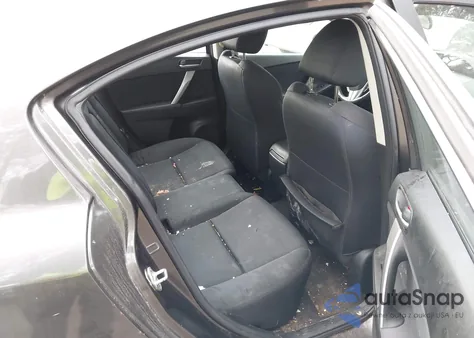 2010 Mazda Mazda3 S Sport из США, поврежденный, VIN JM1BL1S50A1178100